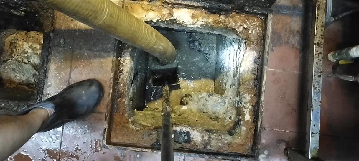 通辽化油池清理-污水池清掏