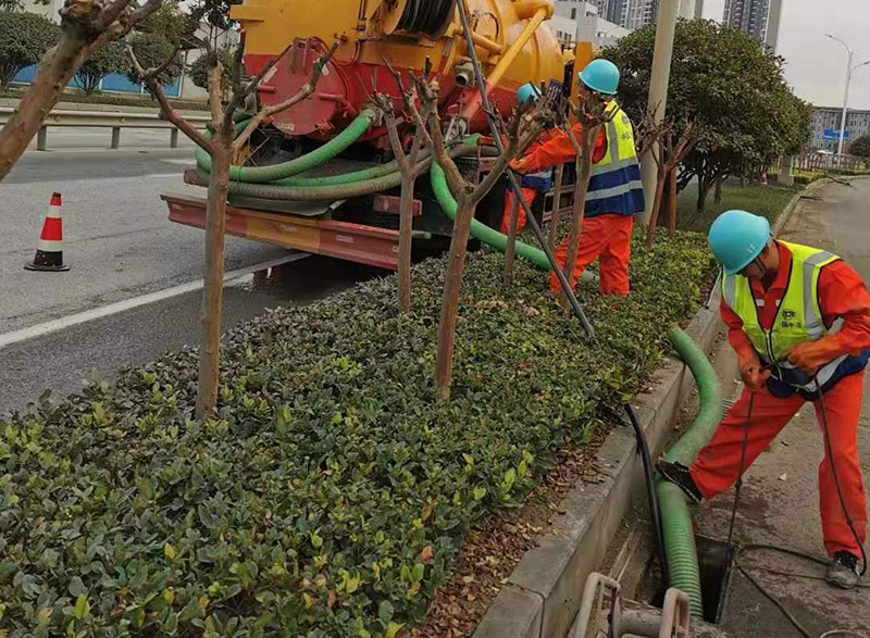 通辽市政管道清淤